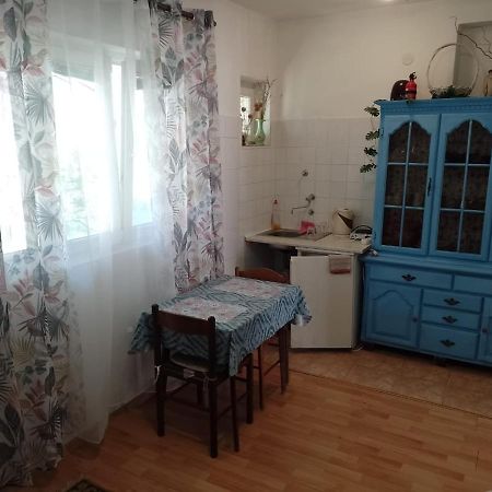 Sun Apartment Τίβατ Εξωτερικό φωτογραφία