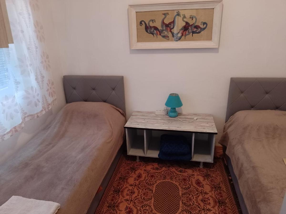 Sun Apartment Τίβατ Εξωτερικό φωτογραφία